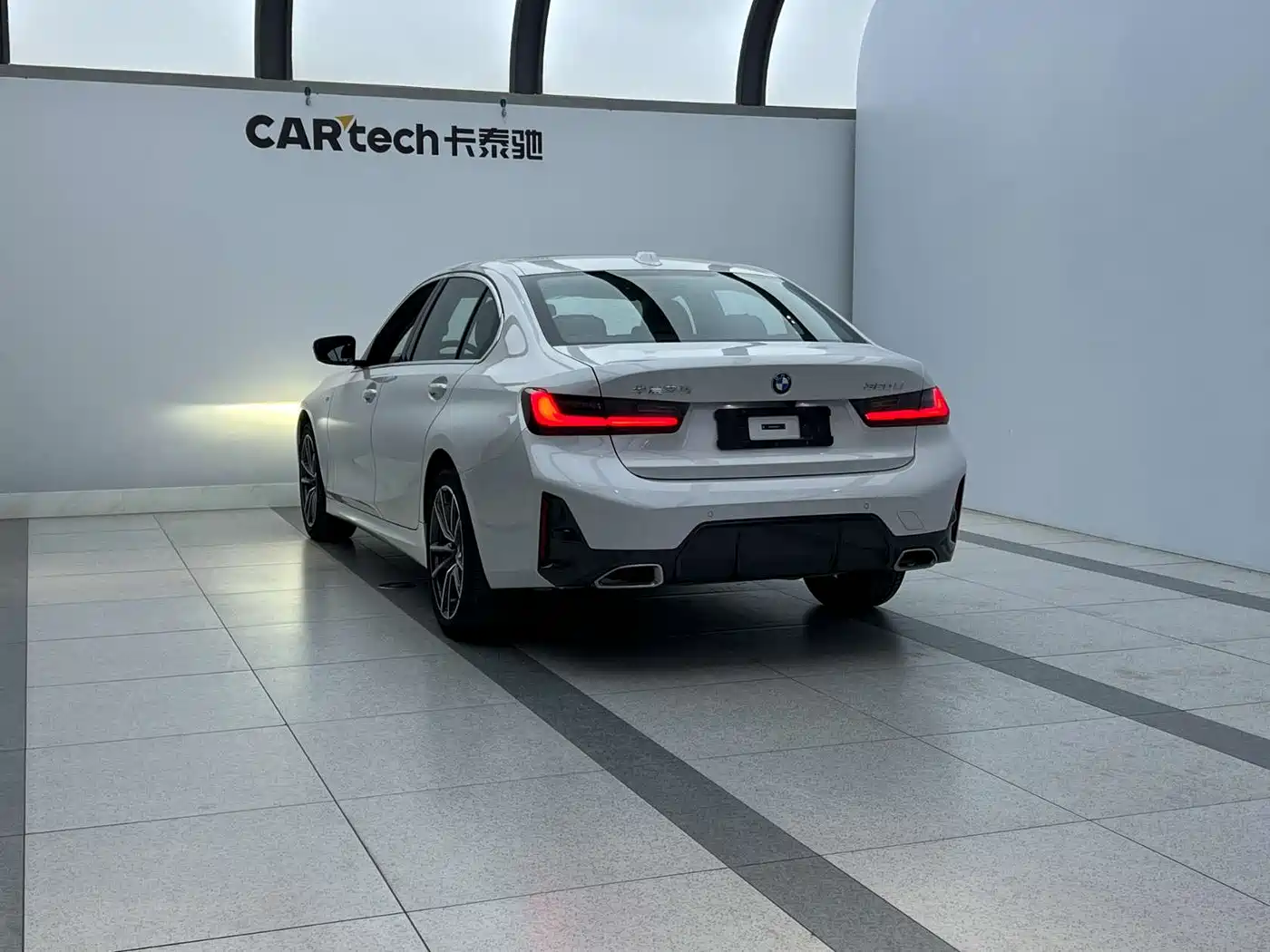 BMW 3 Series 2023 320Li M Sport Package фото 3