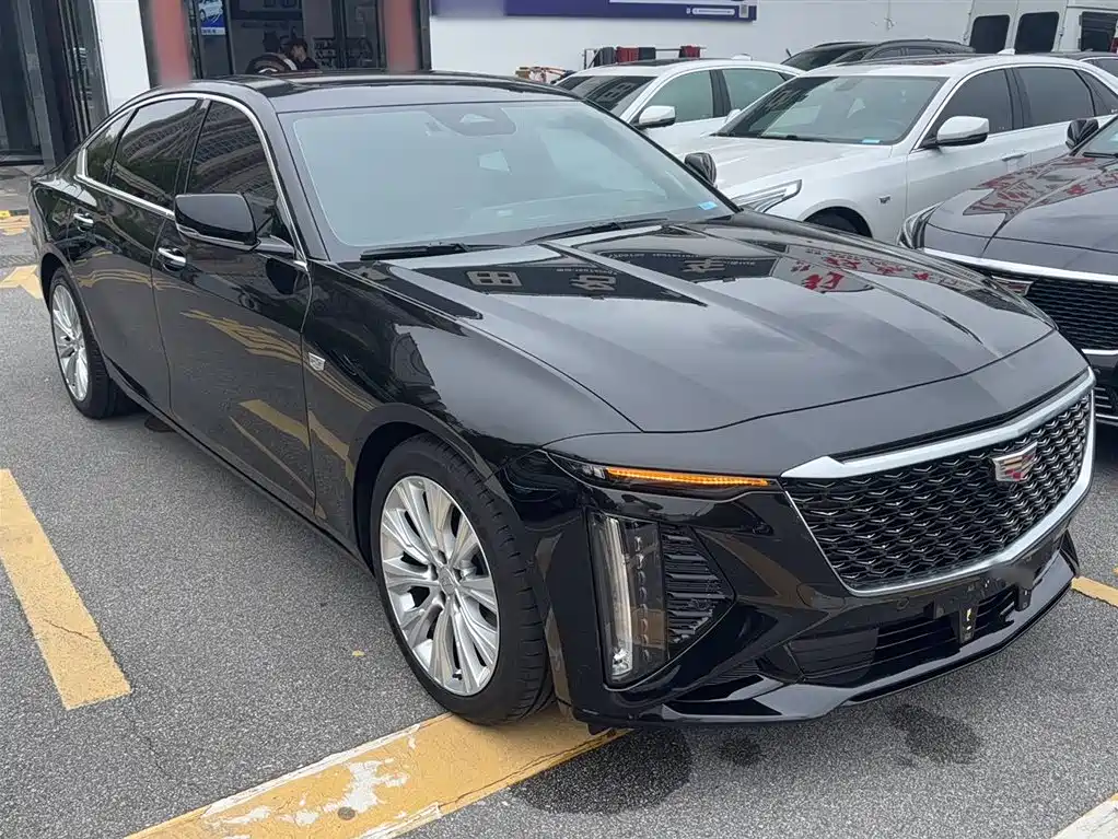 Cadillac CT6 2026 Model 28T Flagship Edition фото 5