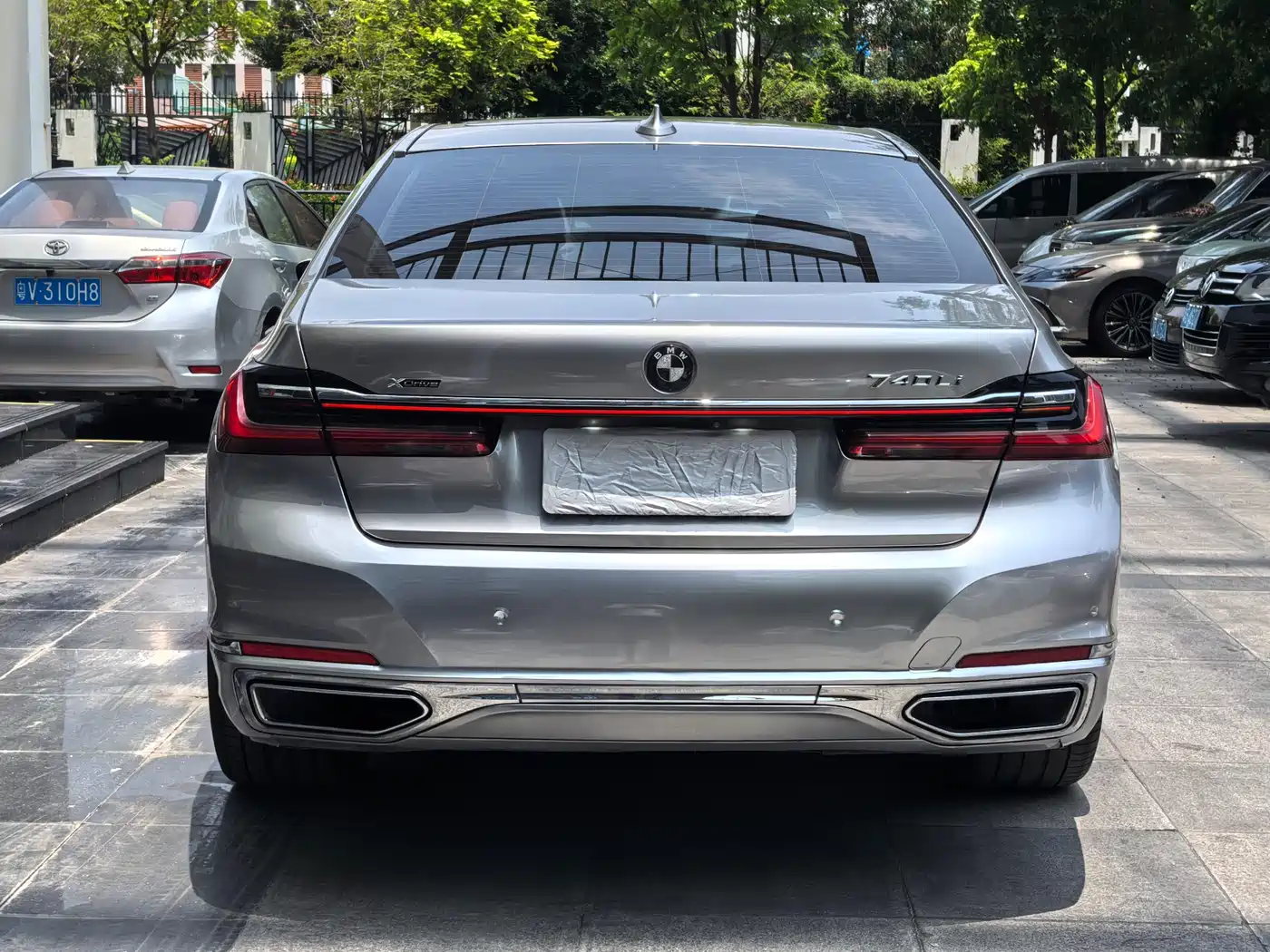 BMW 7 Series 2019 Facelift 740Li Exclusive M Sport Package фото 11