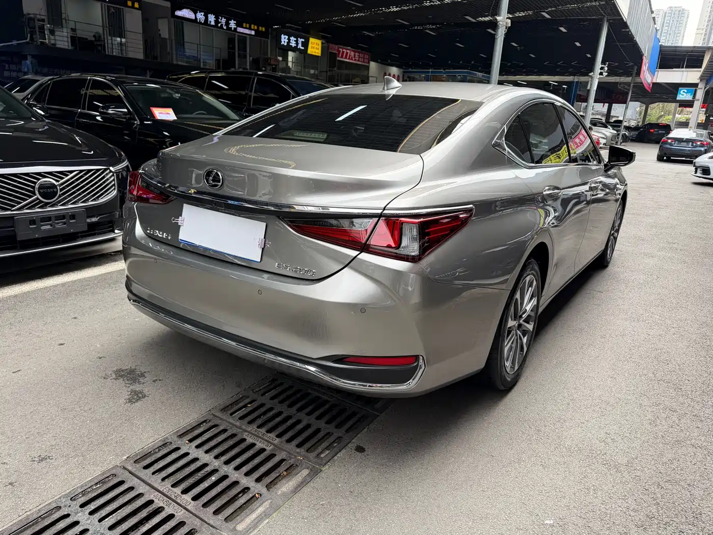 Lexus ES 2021 200 Excellence Edition фото 5