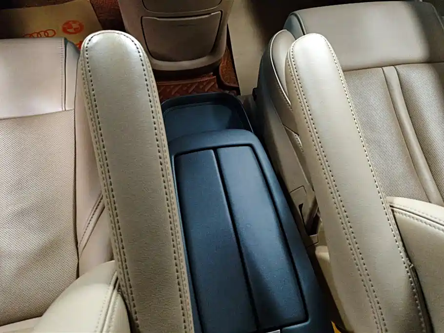 Buick GL8 2021 ES Landlord 653T Flagship фото 16