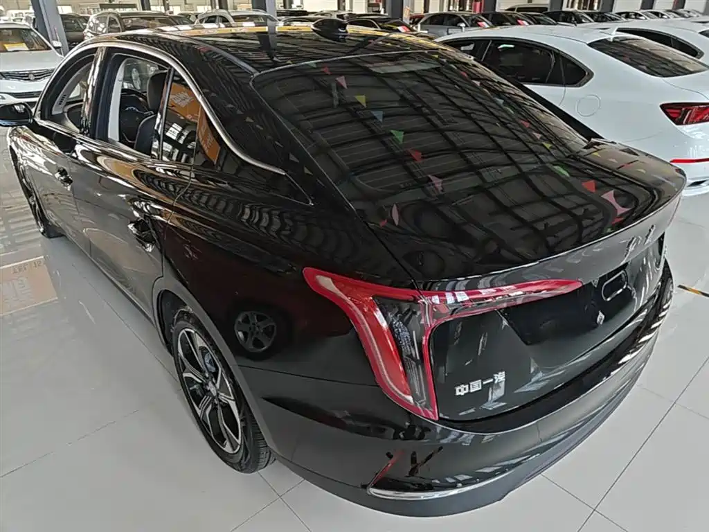 Hongqi E-QM5 2023 Facelift Basic Travel Edition фото 5