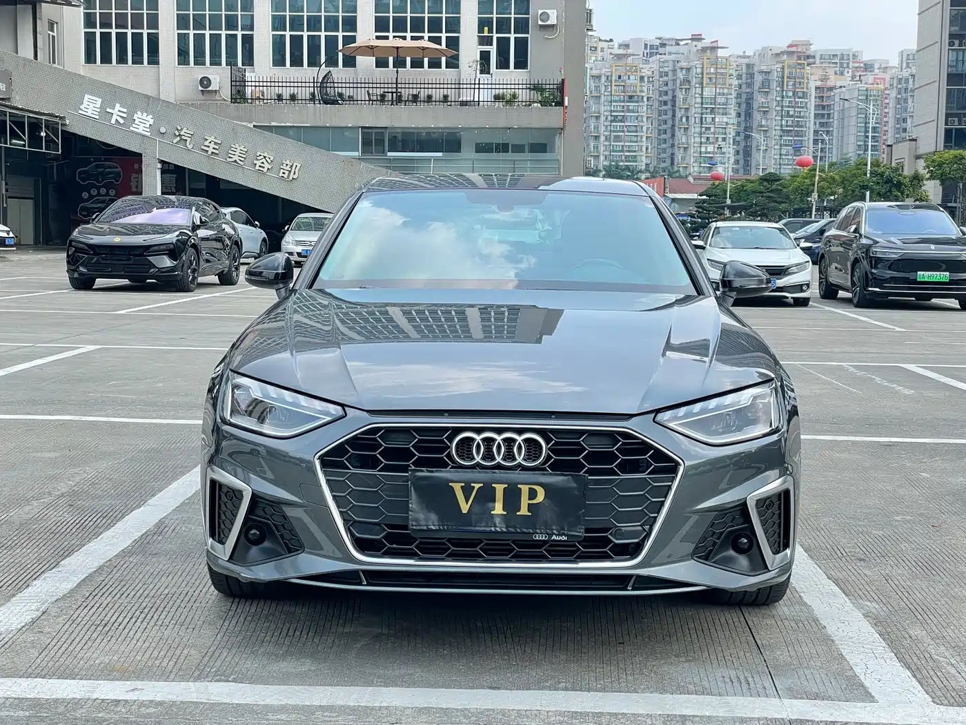 Audi A4L 2020 40 TFSI Fashion Dynamic Edition фото 3
