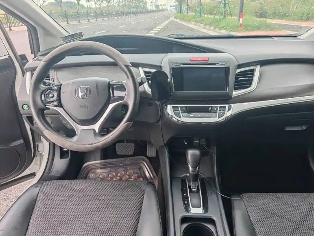 Honda Jade 2014 2013 1.8L Automatic Comfort Edition 5-seater