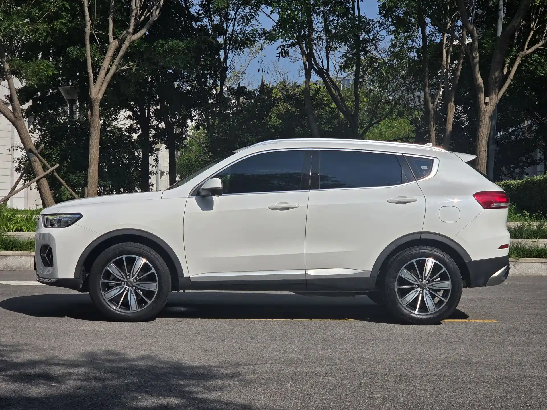 Фото 4 - Haval H6