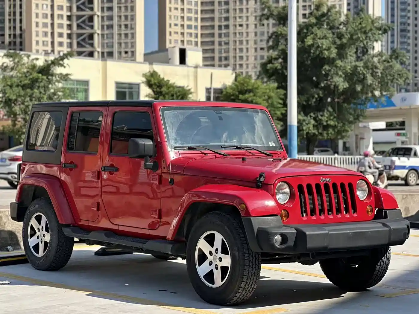 Jeep Wrangler 2012 2011 Model 3.8L Sahara 4-Door