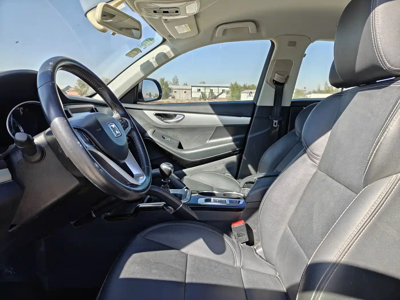 Zotye SR7 2016 2016 1.5T Manual Magic Cube Road Edition China IV