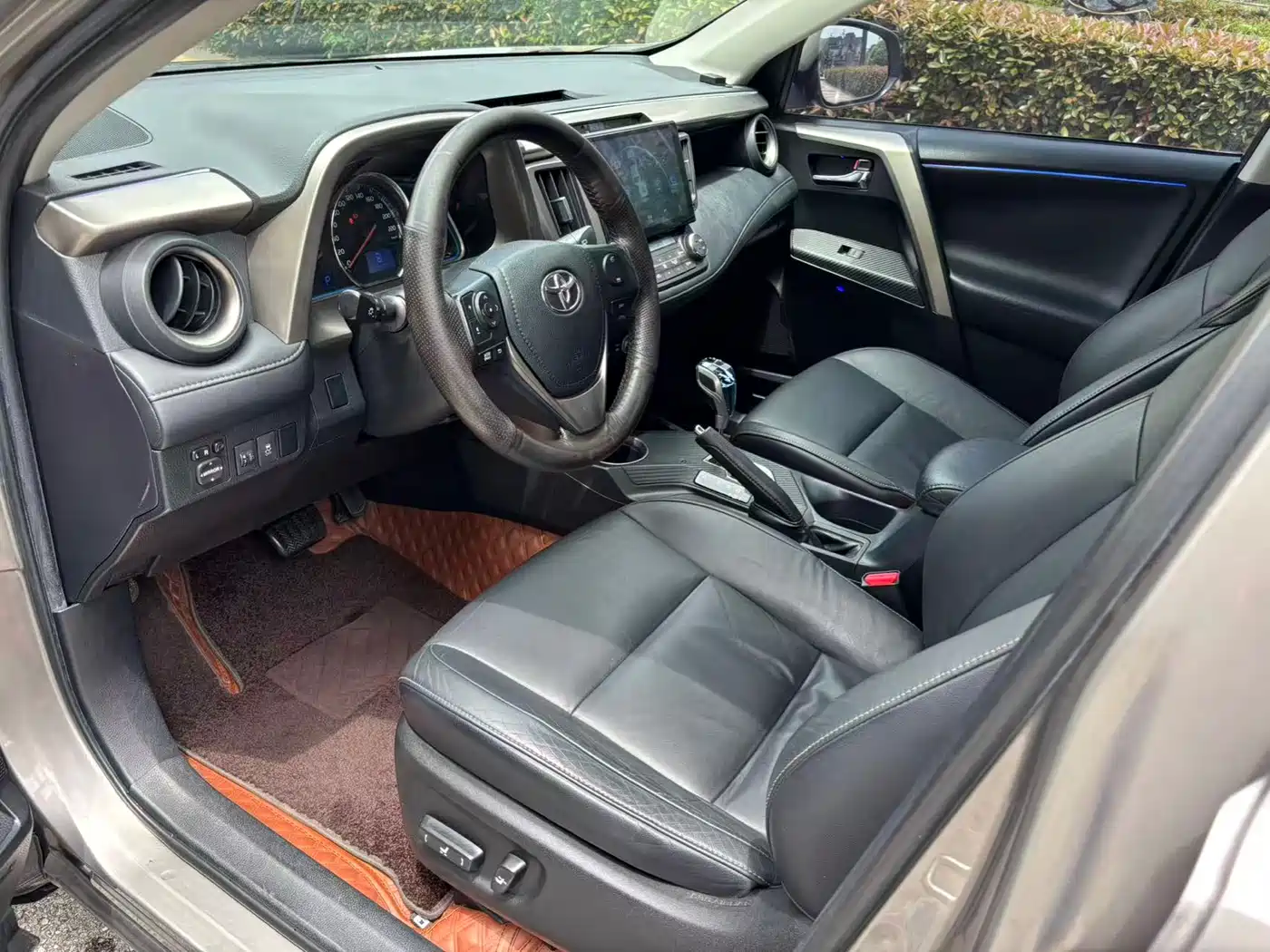 Toyota RAV4 Rongfang 2013 2.0L CVT 4WD Pioneer фото 6