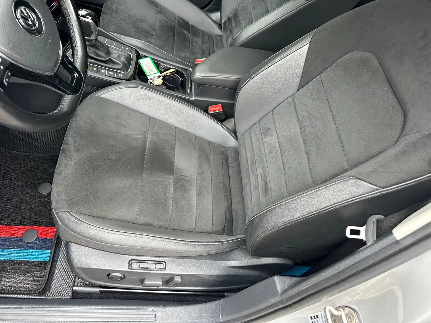 Volkswagen Sagitar 2021 280TSI DSG Luxury Smart Connect фото 14