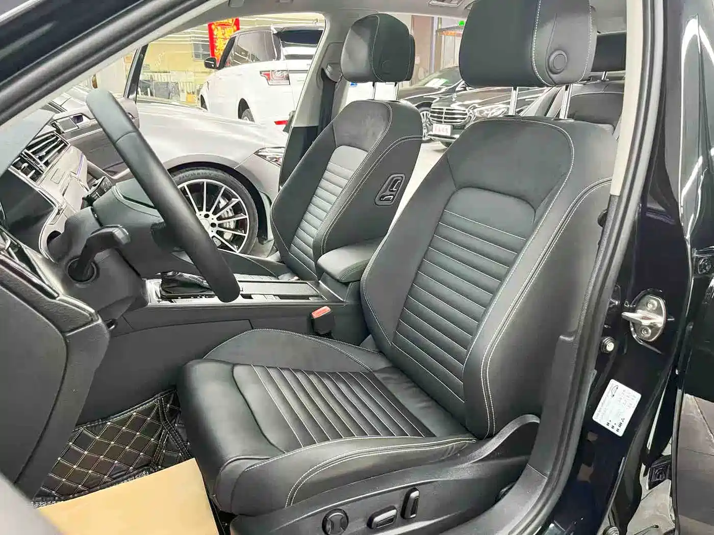 Volkswagen Magotan 2020 330TSI DSG Leading фото 15