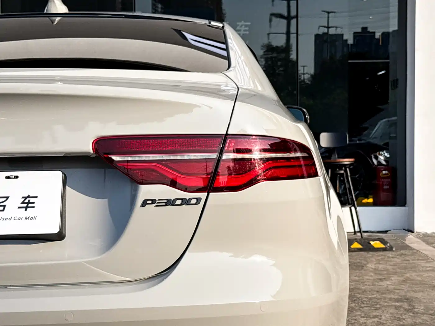 Jaguar XEL 2020 2.0T 200PS R-DYNAMIC Youth Sport Edition фото 5