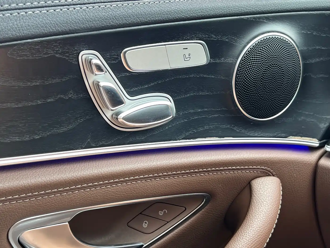 Mercedes-Benz E-Class 2019 E 200 L Sport фото 11