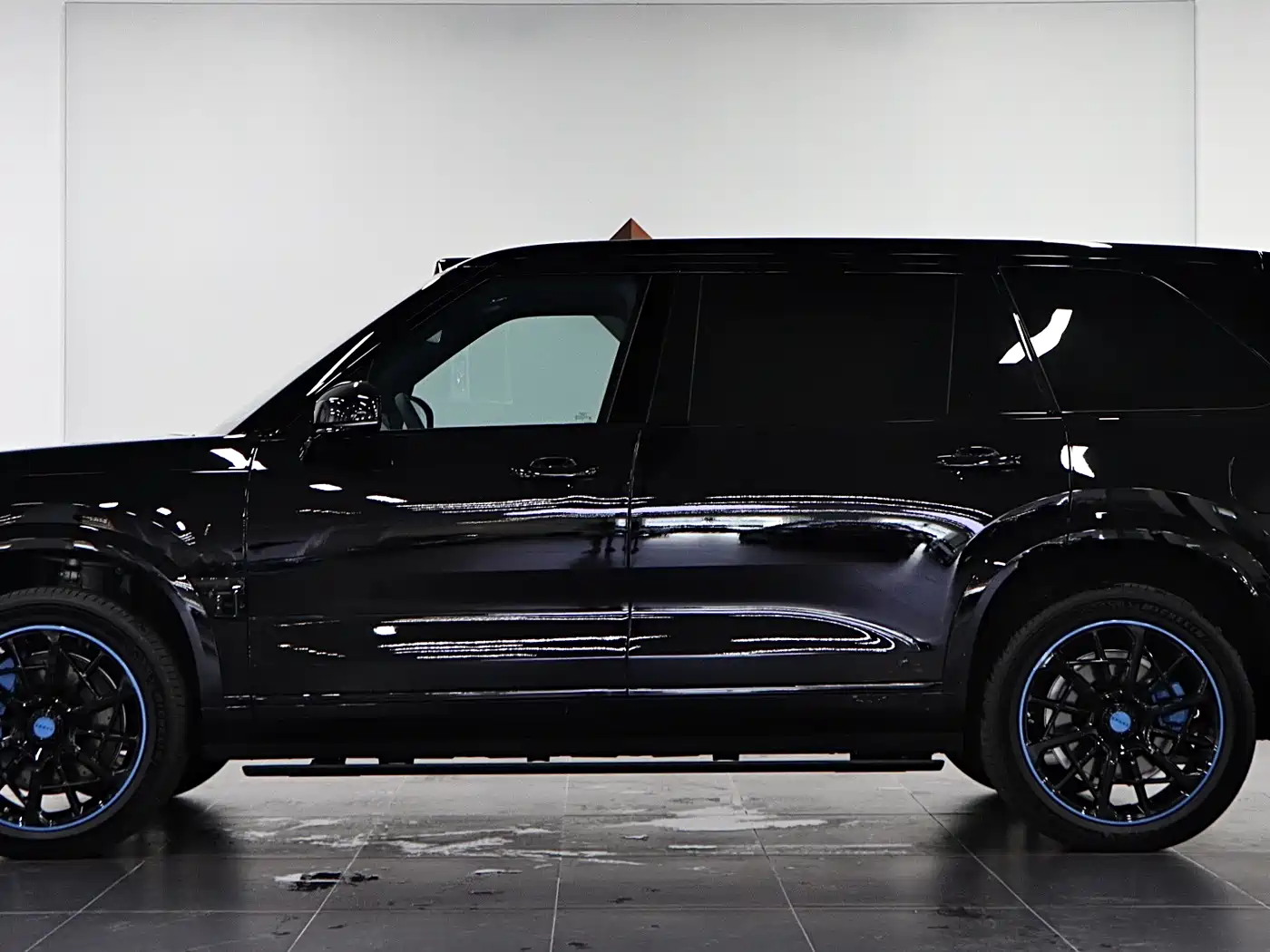 Zeekr 9X 2025 Model Gloss Black Edition фото 7
