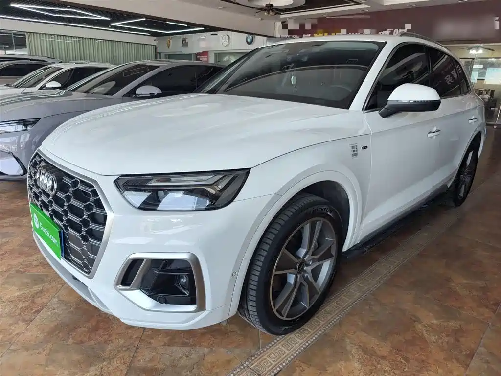 Audi Q5L 2022 Facelift 45T Luxury Dynamic фото 2