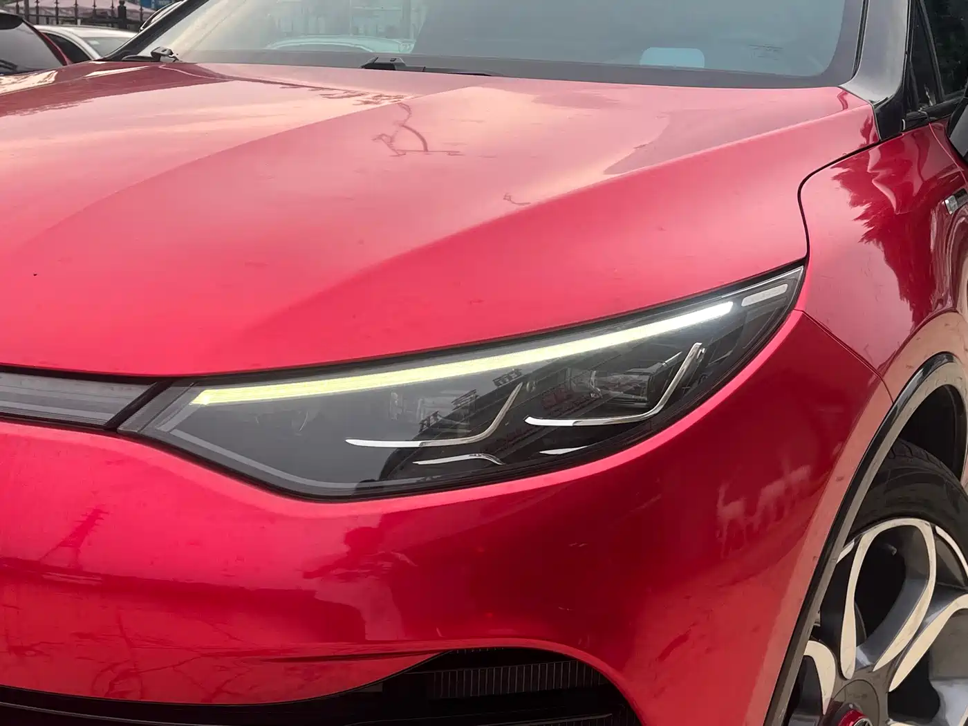 Denza X 2020 PHEV Sport Edition фото 2