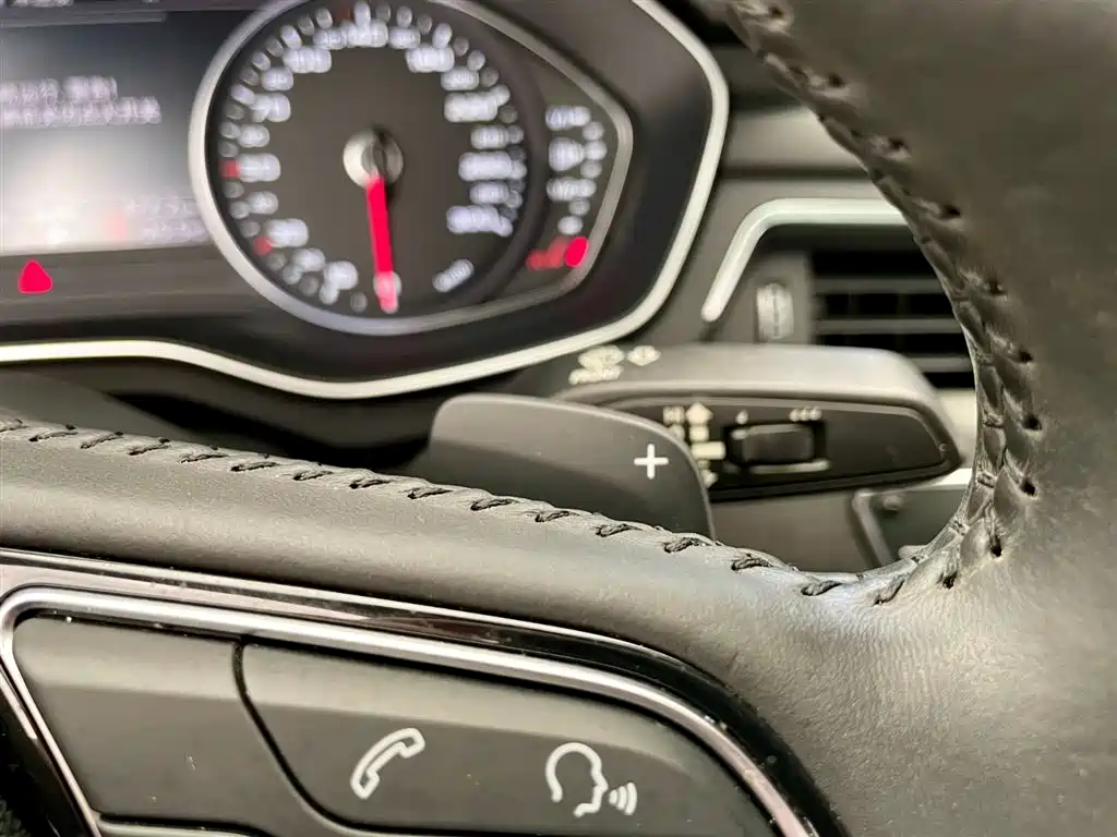 Audi A4L 2017 40 TFSI Style Edition фото 15