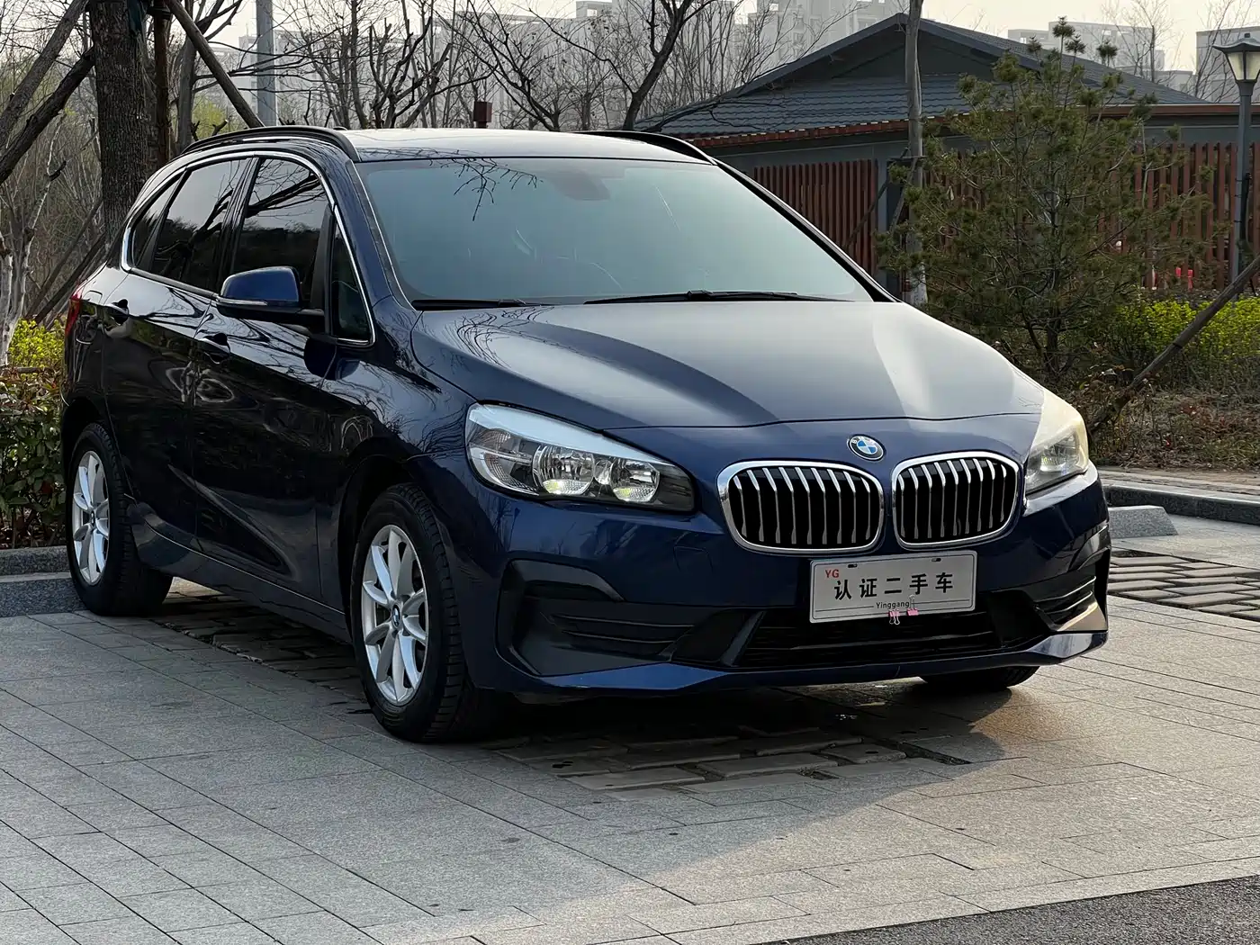 BMW 2 Series Touring 2019 218i Fashion фото 3