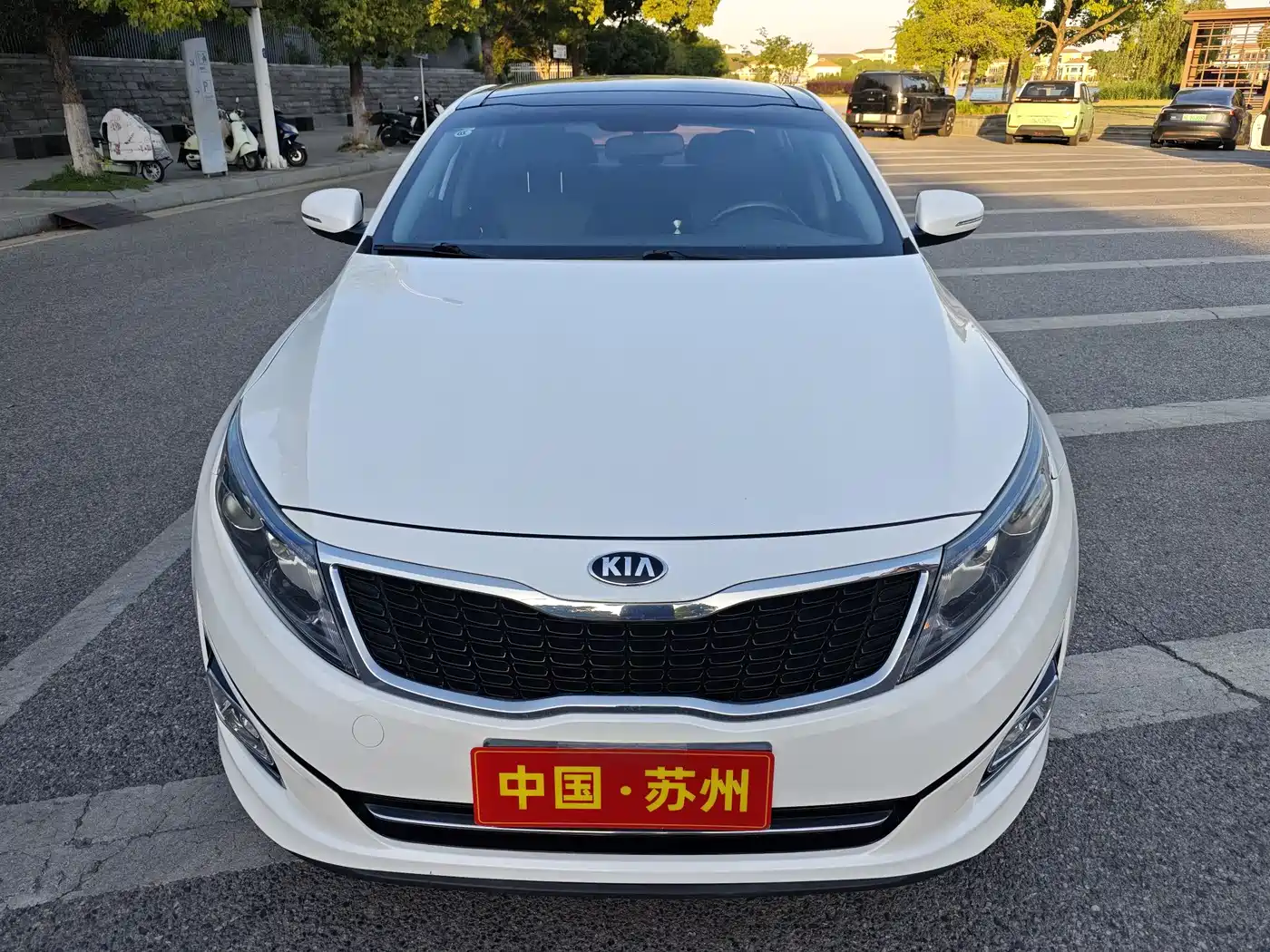 Kia K5 2014 2.0L Automatic LUXURY фото 2