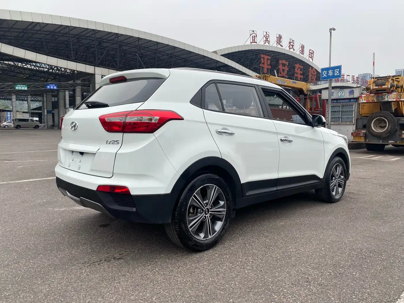 Hyundai Beijing Hyundai ix25 2015 1.6L Automatic 2WD Smart GLS фото 9