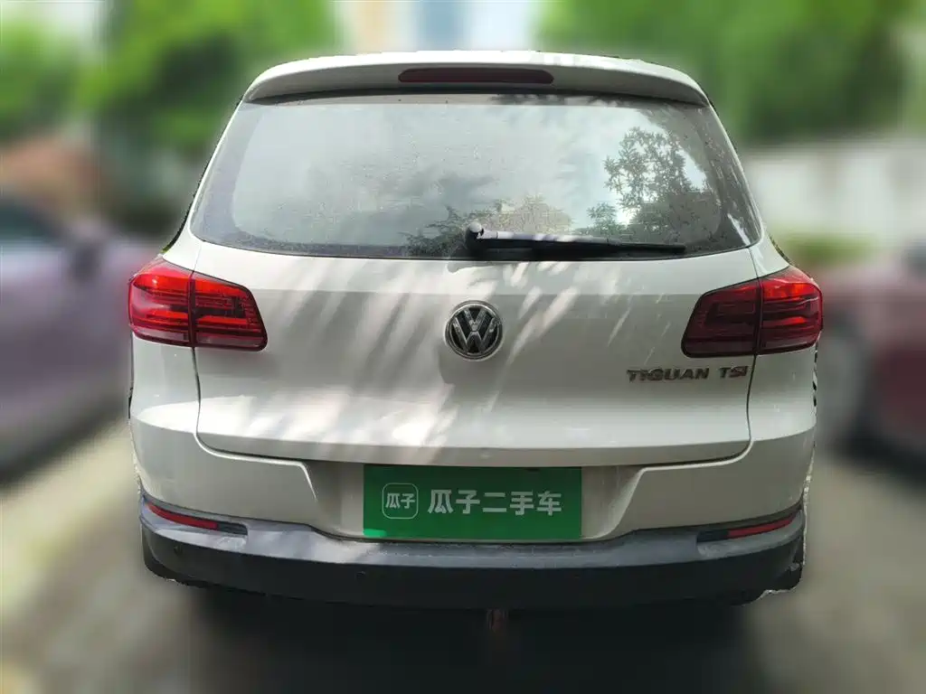 Volkswagen Tiguan 2015 1.8TSI Automatic 2WD Trendline фото 5