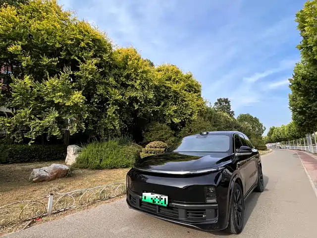 Li Auto Li L8 2023 Pro