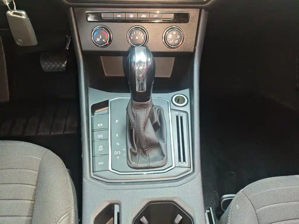 Volkswagen Lavida 2021 280TSI DSG Comfort Edition фото 14