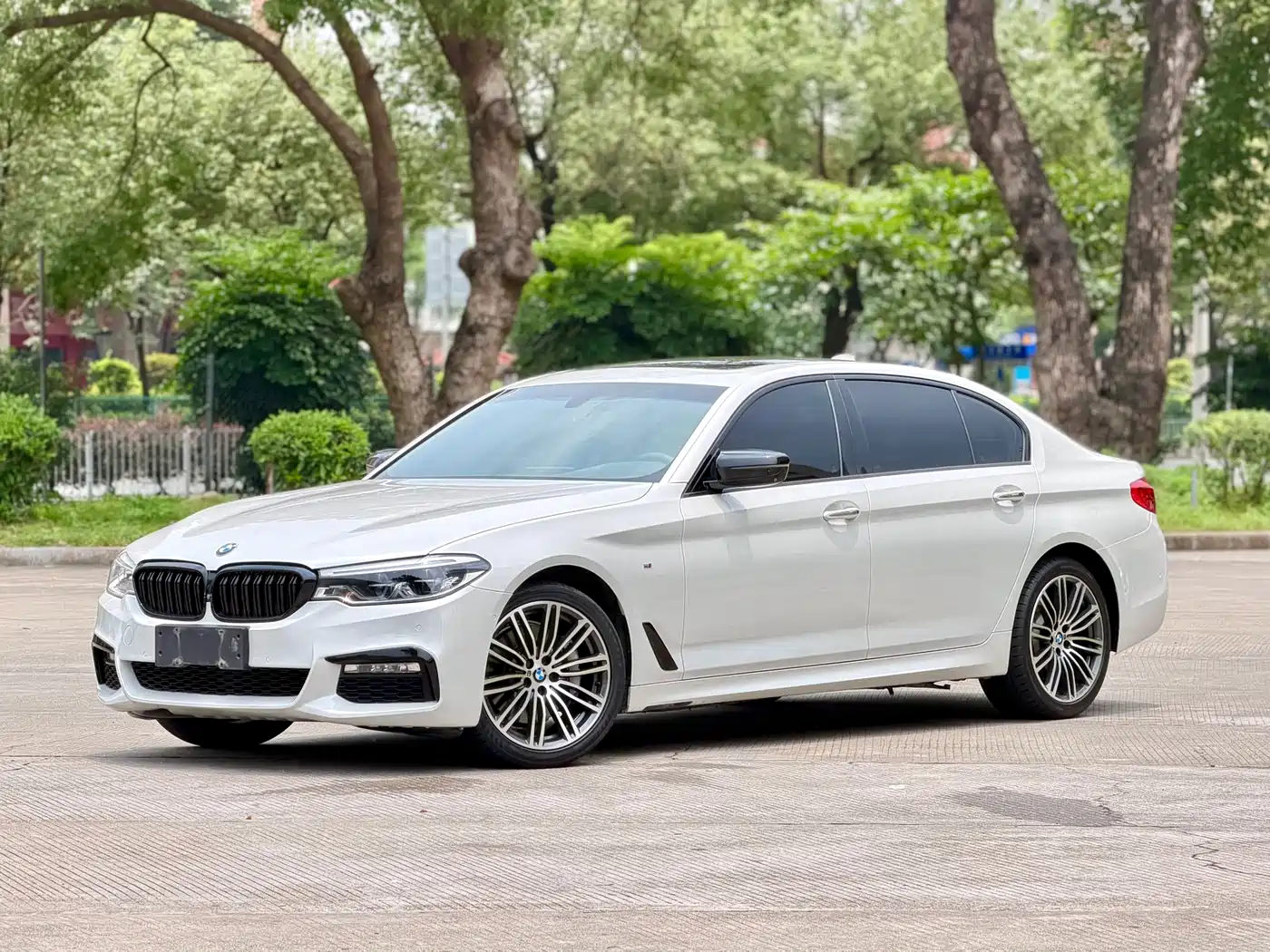 BMW 5 Series 2018 Facelift 530Li Exclusive M Sport Package
