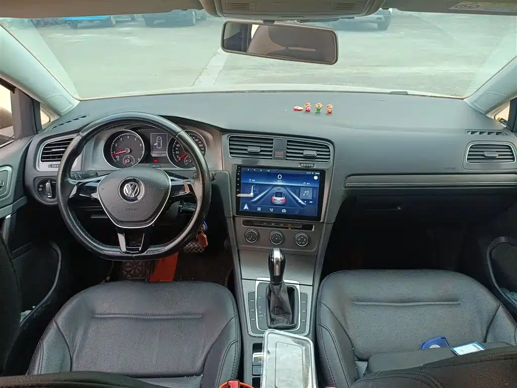 Volkswagen Golf 2016 230TSI Automatic Comfort фото 13