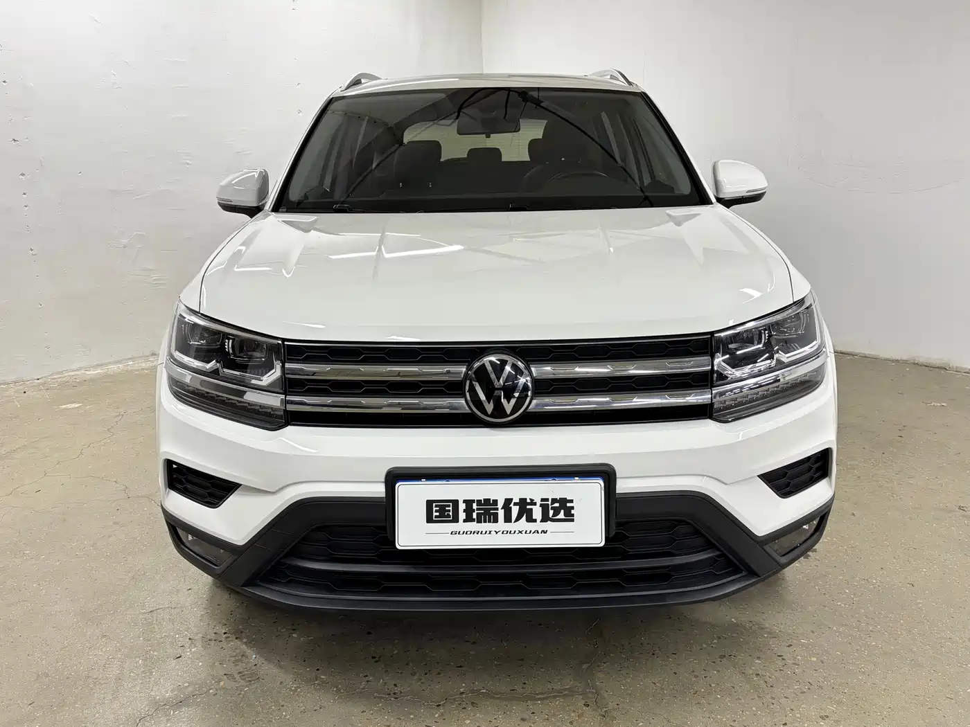 Volkswagen Tharu 2022 280TSI FWD Luxury Edition фото 2