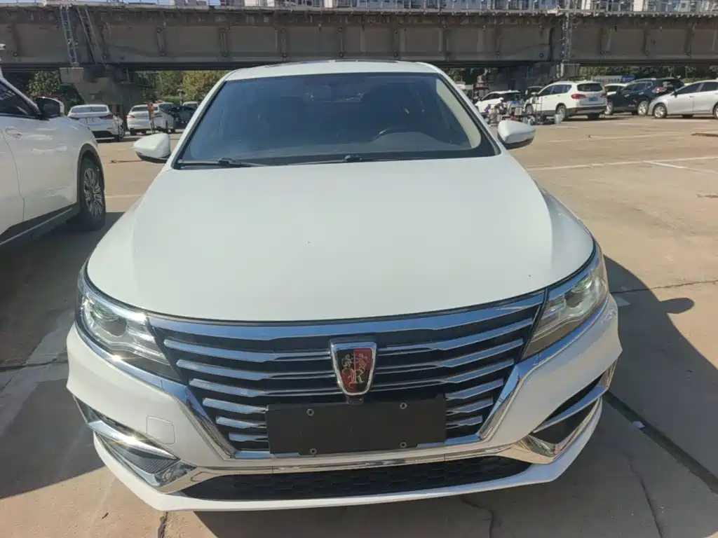 Фото 3 - Roewe i6