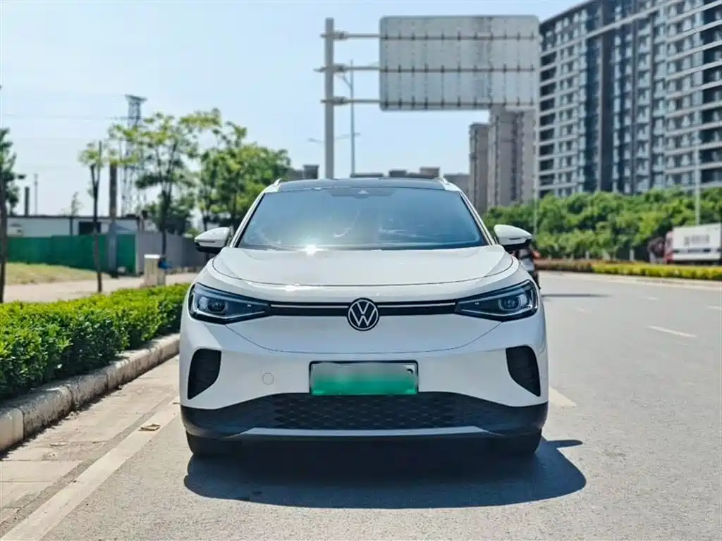 Volkswagen ID.4 CROZZ 2022 Standard Range PURE Edition фото 2