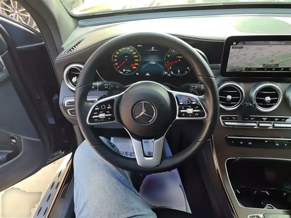 Mercedes-Benz GLC 2020 Facelift GLC 300 L 4MATIC Dynamic фото 7