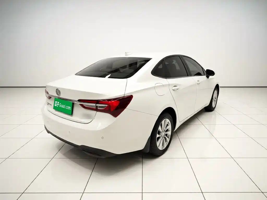Photo 6 - Buick Verano