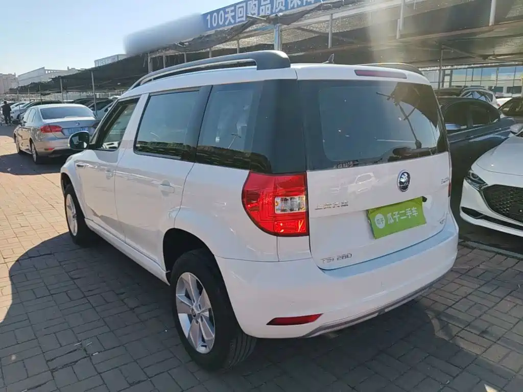 Photo 5 - Škoda Yeti