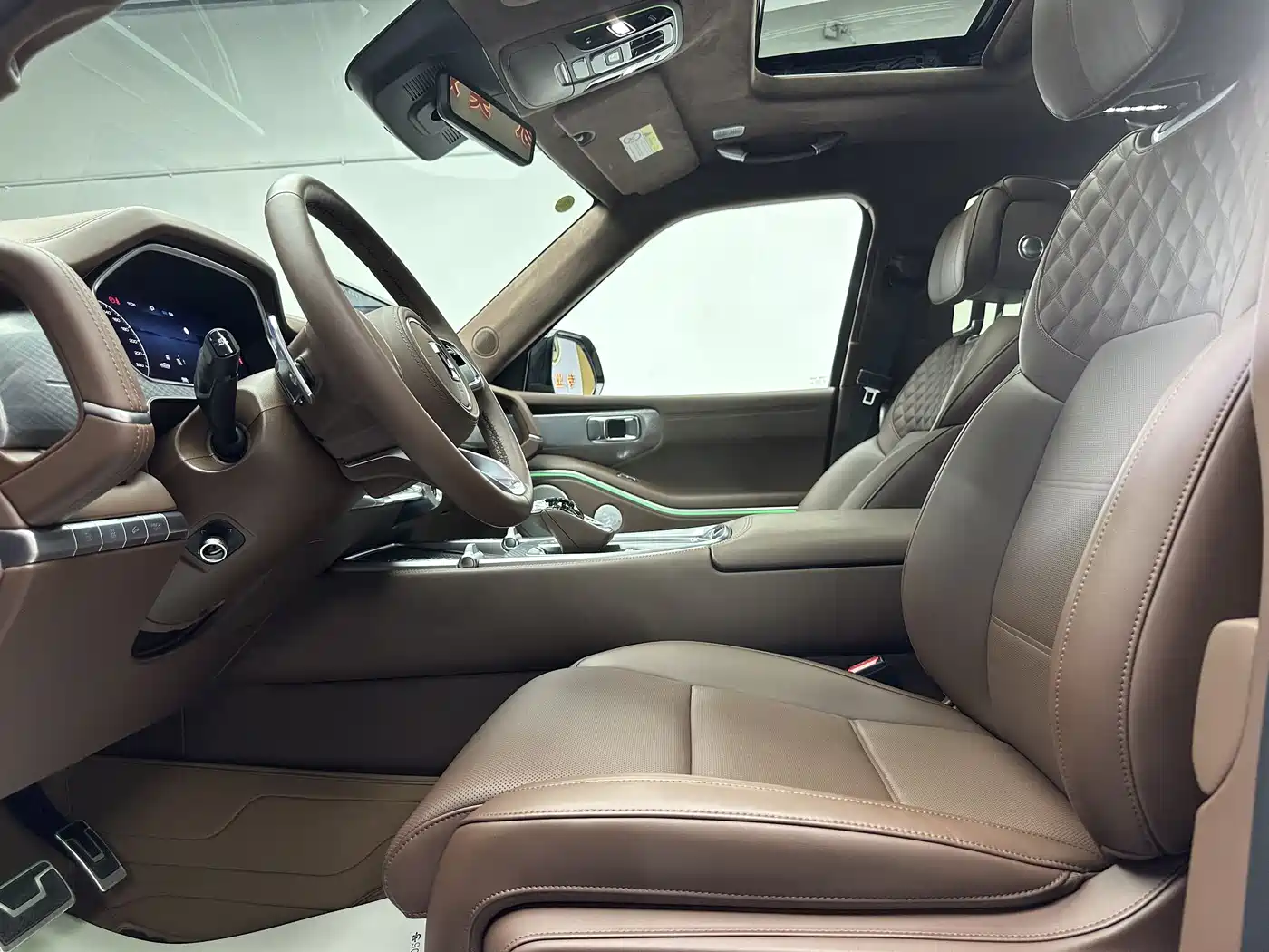 TANK TANK 700 NEW ENERGY