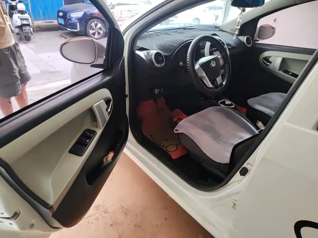 Geely Panda Classic 2016 2016 1.0L IMT Cute Edition