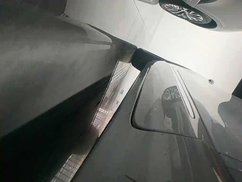 Photo 21 - Shangjie SUV