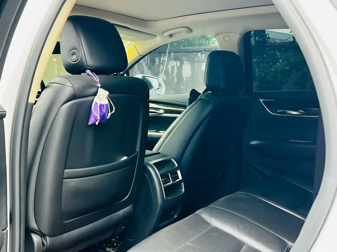 Cadillac XT5 2016 25T Luxury Model фото 6