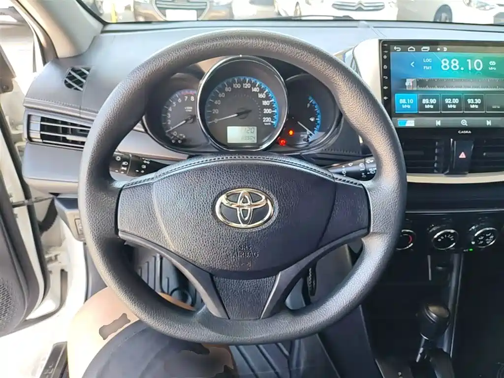 Toyota Vios FS 2017 1.5L CVT Fengchi Edition фото 11