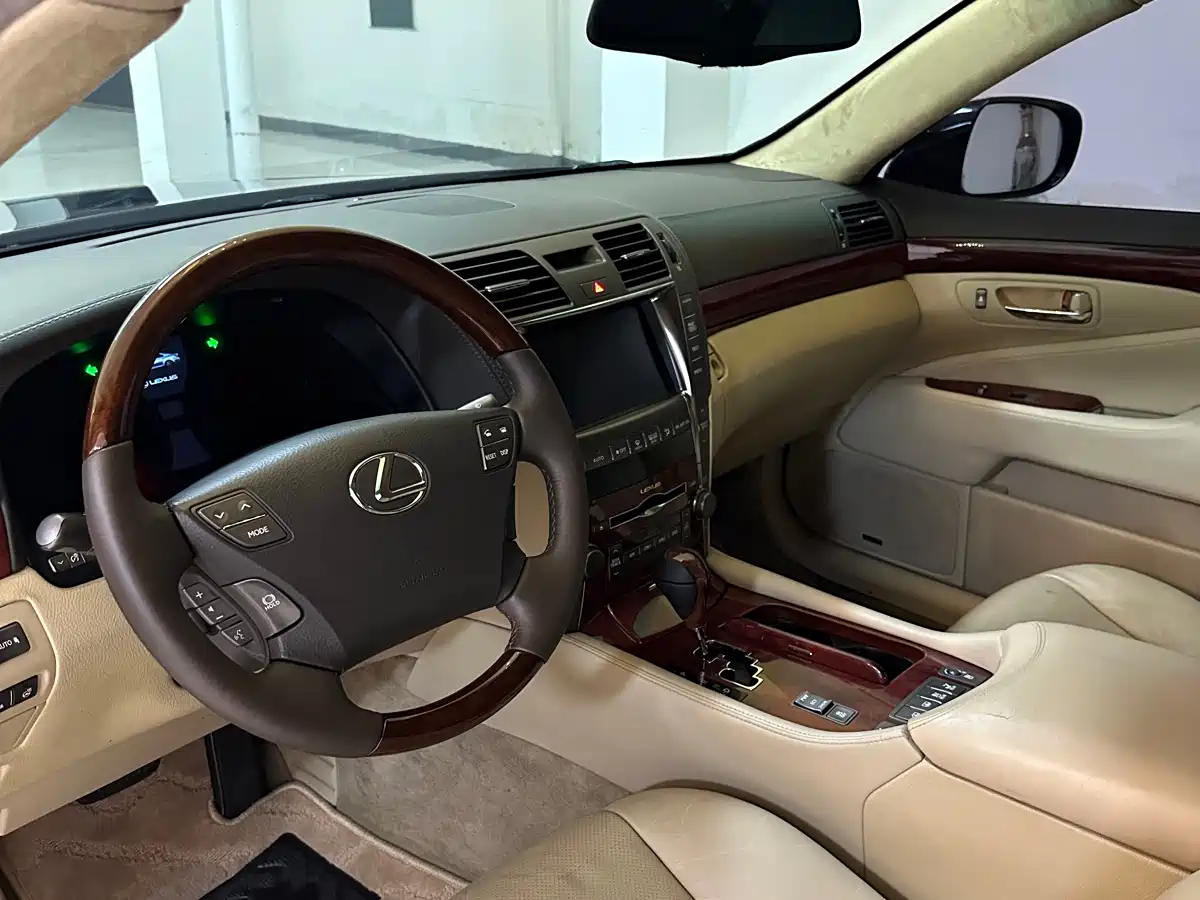 Lexus LS 2007 2006 460L Premium Edition