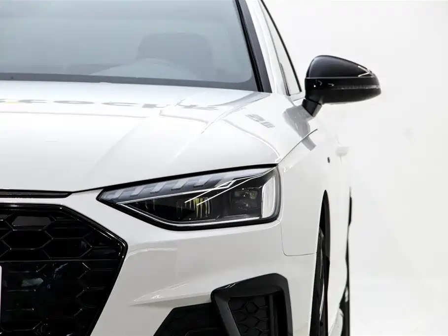 Audi A4L 2025 2 Million Celebration Edition 40 TFSI Luxury Dynamic фото 28