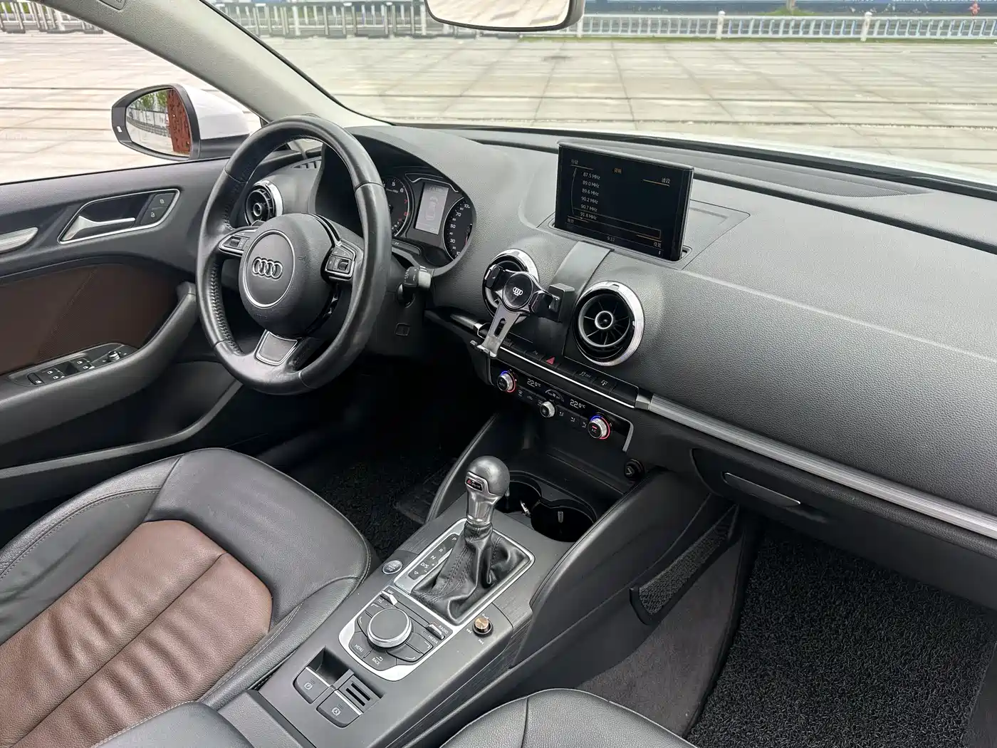 Audi A3 2016 Limousine 40 TFSI Style фото 16