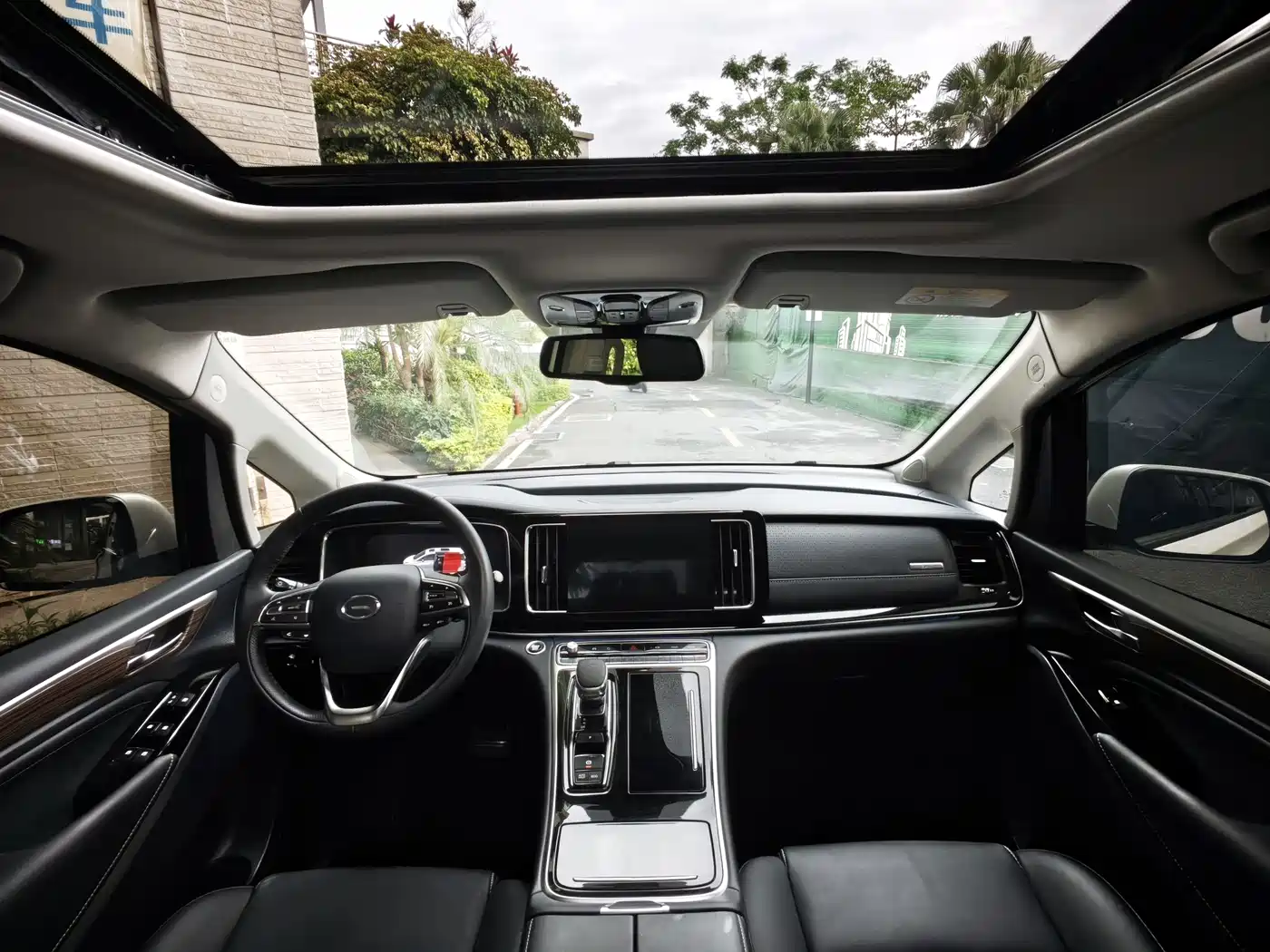 GAC Trumpchi Trumpchi M8 2021 Leading Show Series 390T Ultimate Edition фото 17