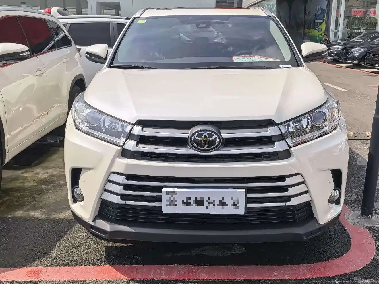 Toyota Highlander 2020 2.0T 4WD Millionth Anniversary Edition 7-Seater фото 2