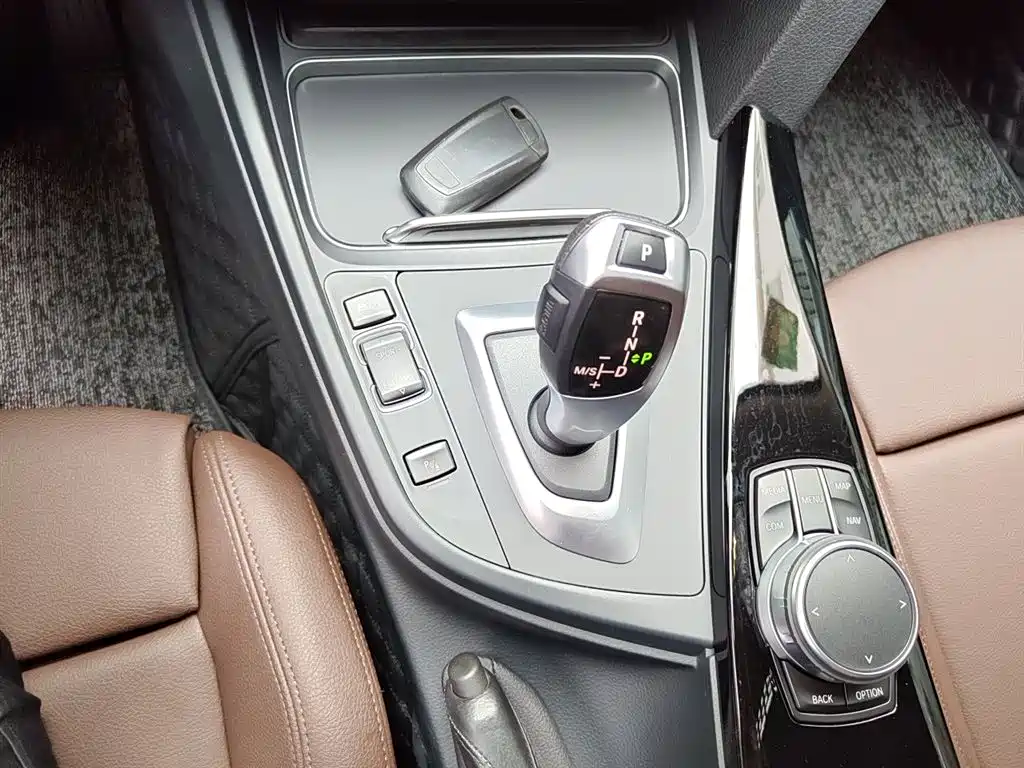 BMW 3 Series 2019 320Li Fashion Type фото 7