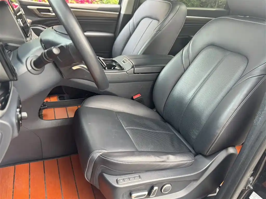 GAC Trumpchi Trumpchi M8 2021 Master Series 390T Ultimate Edition фото 11