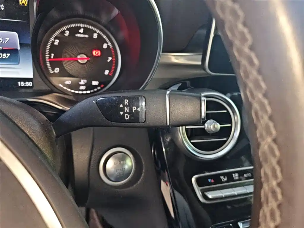Mercedes-Benz GLC 2016 GLC 200 4MATIC фото 14