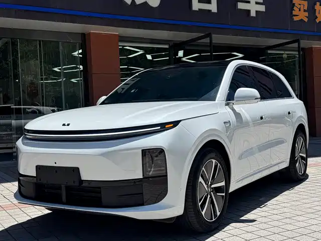 Li Auto L6 2024