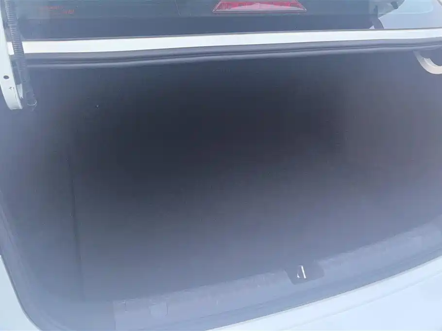 GEELY AUTOMOBILE EMGRAND