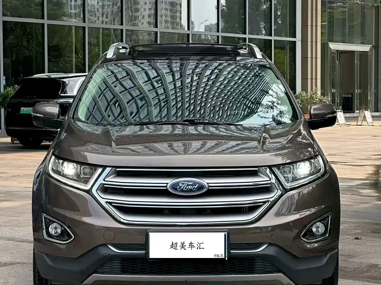 Фото 2 - Ford Edge